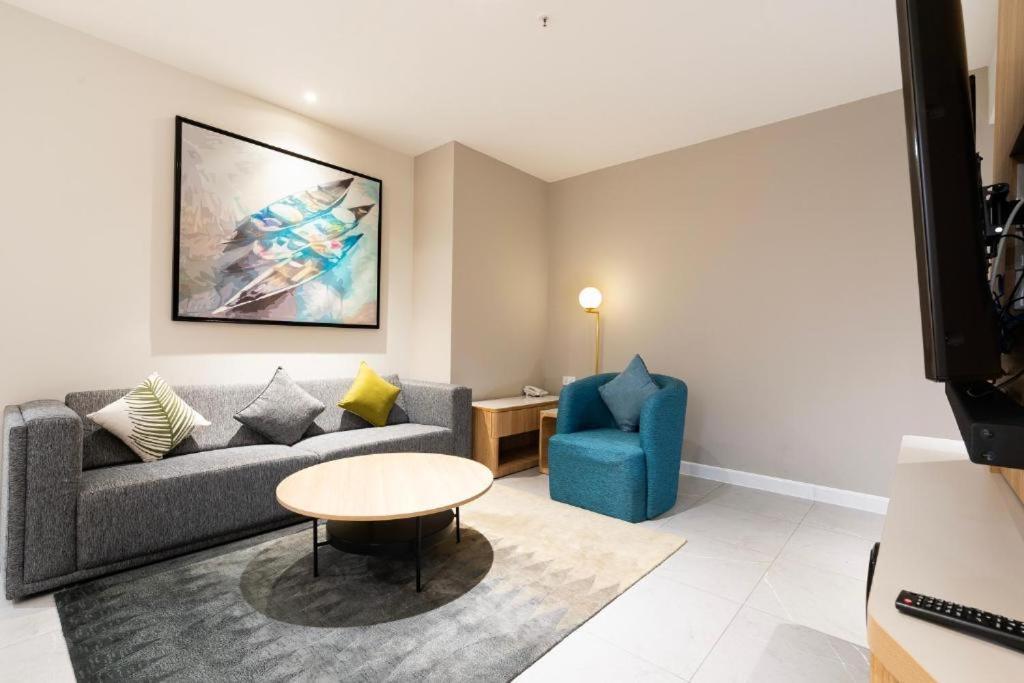 Lusso Suites - D1Mension & Zenity Residence, Sg'S Heart 胡志明市 外观 照片