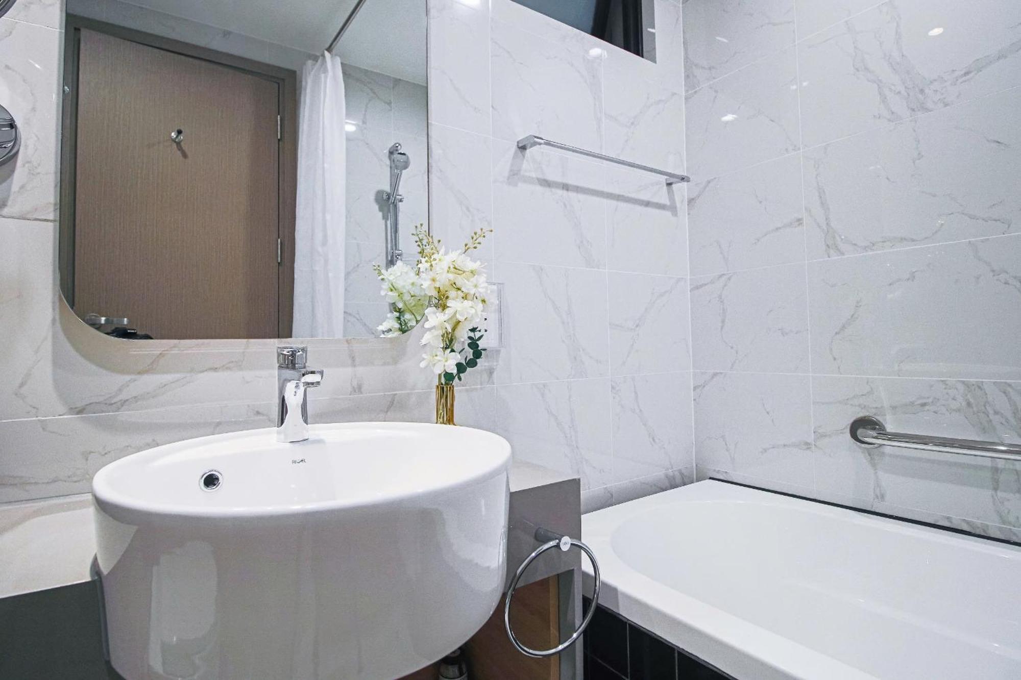 Lusso Suites - D1Mension & Zenity Residence, Sg'S Heart 胡志明市 外观 照片